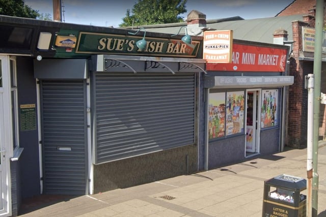Sue's Fish Bar, 4 Skerry Hill, Mansfield, has a 4.7/5 rating based on 174 reviews