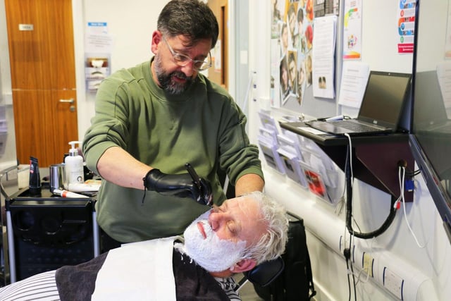 Simon Gallop's cut-throat razor treatment was shown to barbering students