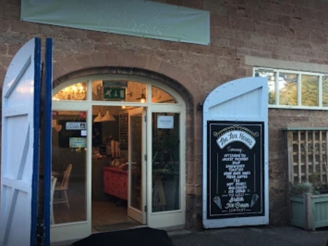 This 4.7-star gem at Mansfield's Carr Bank is a favourite for dog walkers. The dog-friendly café has received over 300 reviews. One reviewer rated the establishment five stars for its dog treats and dog-friendly ice cream.