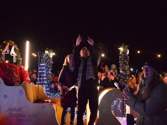 Torvill & Dean flick the switch to get Christmas 2025 in Nuthall officially underway.