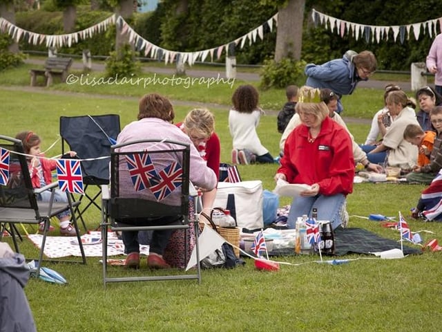 Family fun is guaranteed on Saturday and Sunday at the Sherwood Forest Visitor Centre , which is hosting a Big Picnic event to mark the Platinum Jubilee. Activities include a detective trail taking children on a mystery adventure, archery and other games. You can take along your own picnic or hire a hamper from the Sherwood Forest cafe.