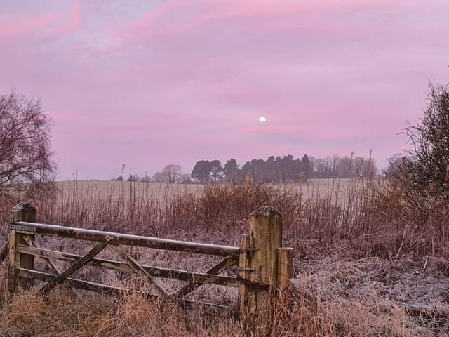 Frosty photo of the Quarries, Kirkby.