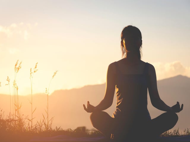 Wellness takes many forms, including nutrition, physical activity, and various forms of self care. It's important to find what works best for you. This could involve joining a walking group, attending a yoga or Pilates class, or even getting crafty with friends. In Mansfield, you can visit The Reform Lounge, and in Kirkby, there's the Ashfield Therapy Centre. For craft groups, see: www.inspireculture.org.uk/whats-on/regular-events-in-libraries/regular-craft-groups/