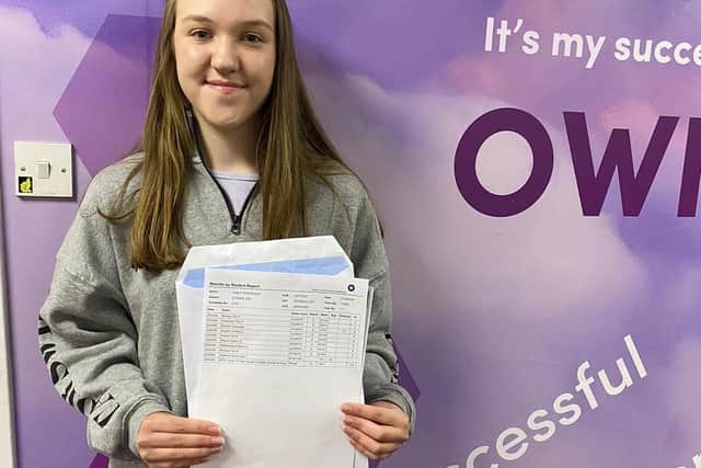 Hollie Stevenson achieved grade 9 in 7 subjects and has been accepted into West Notts College
