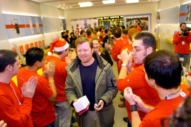 Opening of the New Apple computer Shop Meadowhall  in December 2005