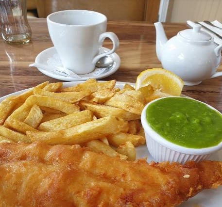 Treat the family to piping hot fish and chips freshly prepared at Harry's Fish Bar and Restaurant tonight. You can find them at, 18 High Street Hatfield, Doncaster, or call them on - 01302 882902.