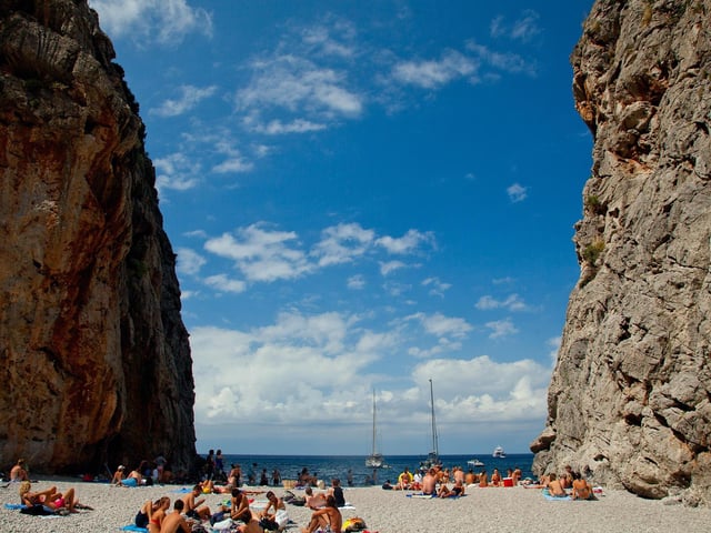 Ryanair, Jet2 and Tui all offer direct flights from EMA to this popular destination.