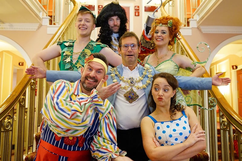 Mansfield Mayor Andy Abrahams seen with the cast of The further Adventures of Peter Pan The Return of Captain Hook.