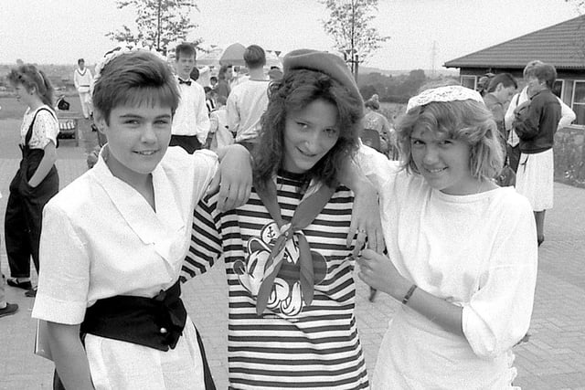 This trio take a breather during an event in Mansfield in 1989.