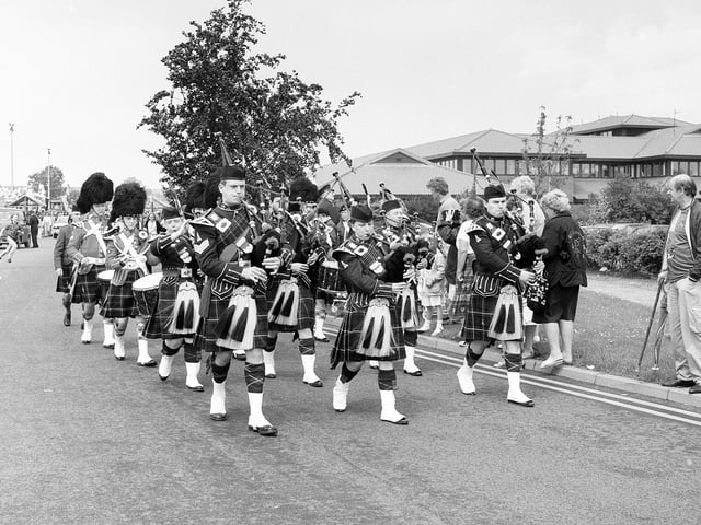 The parade going past the Civic Centre 30 years ago.