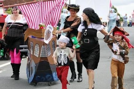 2009: A superb shot of a team dressed as pirates taking part in the Kimberley Pram Race.