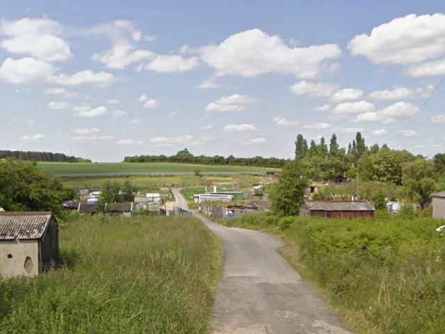 Clipstone Allotment Association has a 4.4 rating on Google reviews.