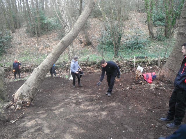 The Forest Town Nature Conservation Group (FTNCG) exists to conserve, protect, and improve the natural environment in Forest Town, Mansfield. They own and look after Spa Ponds Nature Reserve in Forest Town. Volunteer activities include planting trees, maintaining the bridleway, litter picking and biodiversity improvement. If you are interested then please reach out by email to: spa.ponds@gmail.com or telephone chair Shlomo Dowen on (01623) 640134.