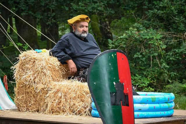 The Sheriff of Nottingham will ne putting his feet up and letting visitors Hunt the Outlaw at the Robin Hood Festival on Saturday.