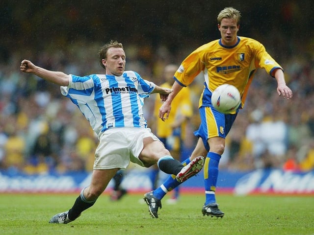 Brian Horton brought MacKenzie to Macclesfield Town on loan in November 2004, before signing him for a nominal sum in January 2005. He had another brief spell with Stags in 2009. Mackenzie made history by becoming the first professional footballer to be a contestant on the Channel 4 show Countdown. His debut was broadcast on 30 June 2008, which he won by 71–61 on a crucial Conundrum