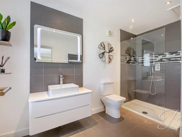 The bathrooms and ensuites are finished to a high standard and provide the perfect relaxing retreat.