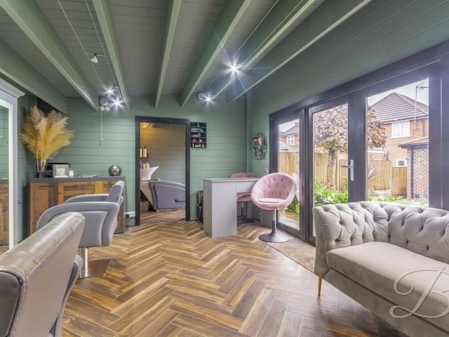The interior of the cabin reveals a supremely impressive hair salon, which is currently running as a successful home business.