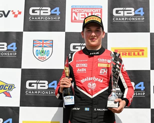 Two podiums for Enzo Hallman kept him in P3 in Drivers’ Championship.