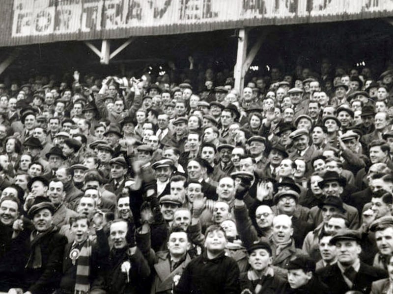 Mansfield Town's best ever crowd of 24,467 was set against Nottingham Forest in the FA Cup 3rd round on 10th January 1953.