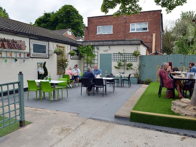 Cakefield Cakes Tea Room in Pleasley has a large outside seating area, highly recommended by Chad readers. The 'secret garden' overlooks of a body of water and can be found hidden in the heart of nature by the Meden Square venue.
