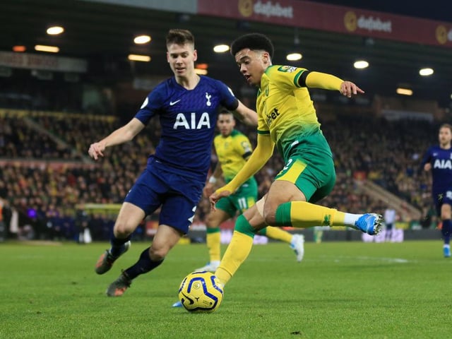 Leeds United are “getting closer” to sealing a £15m deal for Tottenham Hotspur defender Juan Foyth. (Tuttomercatoweb)
