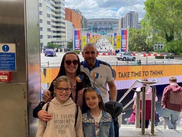 Mansfield Town fans head to Wembley