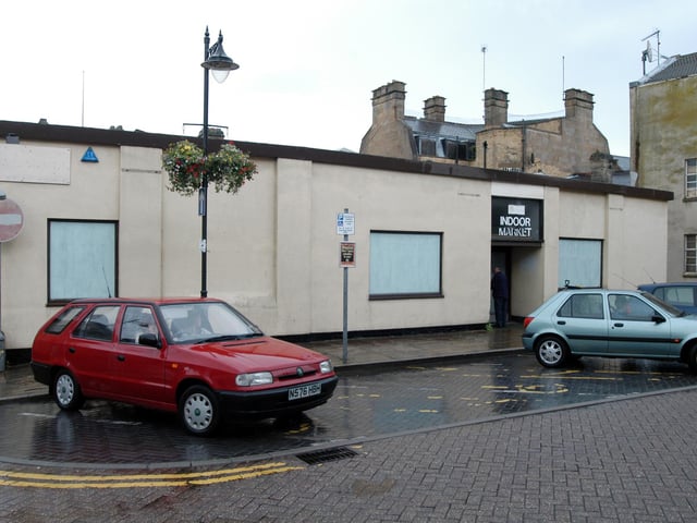 Fast-forward to 2007 and a final look at the indoor market before it was demolished in 2009..