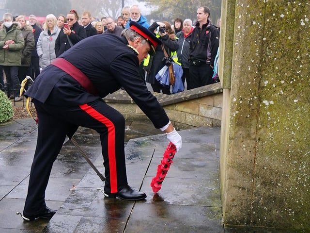 Representatives of the military and armed forces laid wreaths
