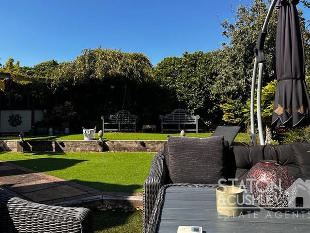 The back garden contains various seating areas in which to relax. They can be enjoyed all year round.