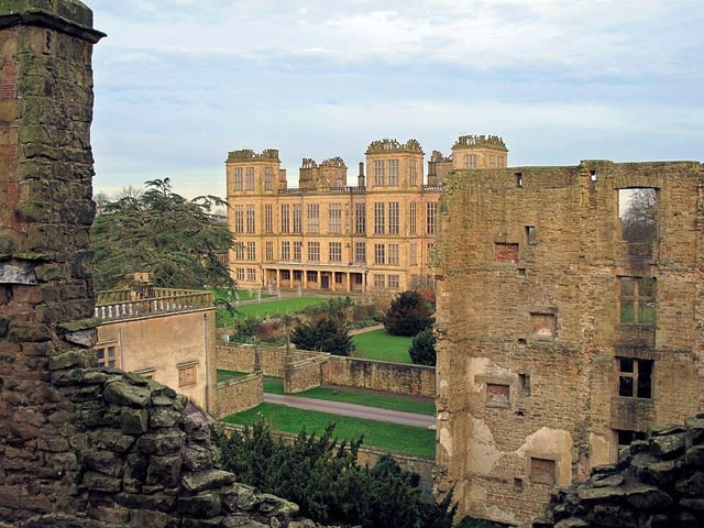 Hardwick New Hall was the home of Bess of Hardwick, one of the wealthiest women in Elizabethan England. Nowadays it's a great place to take little minds who love history.
