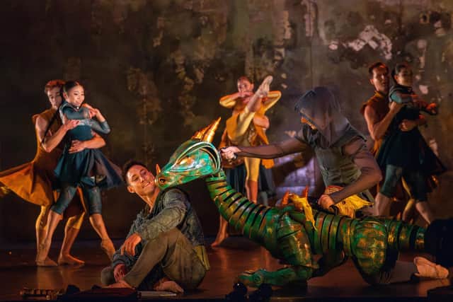 Kevin Poeung and Albert González Orts as the Dragon in Merlin (photo: Colleen Mair)