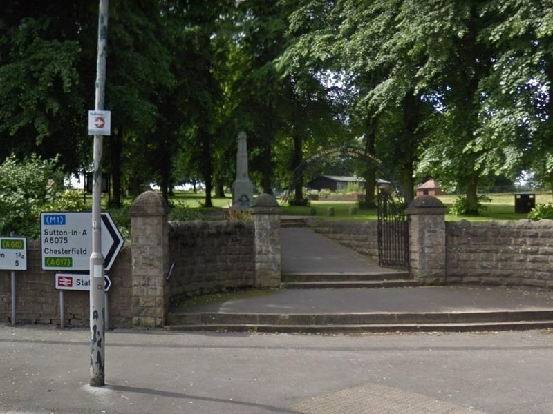 The party will be held at the park on Monday, May 8, from noon-4pm. An afternoon of fun to celebrate the King’s Coronation, brought to you by Mansfield Woodhouse Community Development Group. The event will include singers at the bandstand, stalls, BBQ, bouncy castle, and more family entertainment.
