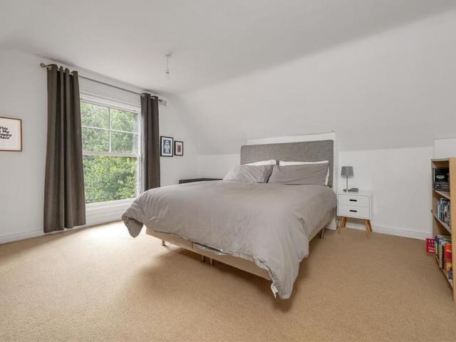 As the tour of Norfolk House continues, we move up to the second floor, where we find three more double bedrooms and a shower room. The first of the bedrooms is a generous size and faces the back of the property.