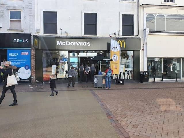 McDonald's - Mansfield town centre - has a 3.9 rating from 1,4k Google reviews