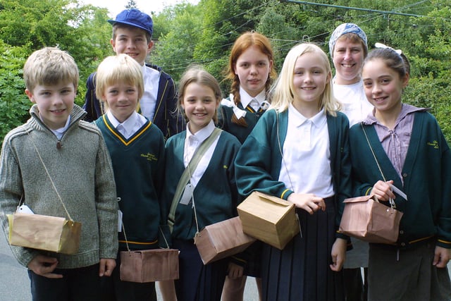Pupils from Bramcote Church of England School, Nottingham met Claire Etheridge, the farmer's wife, as they enjoy edthe Evacuee Experience at Crich Tramway Museum in 2007