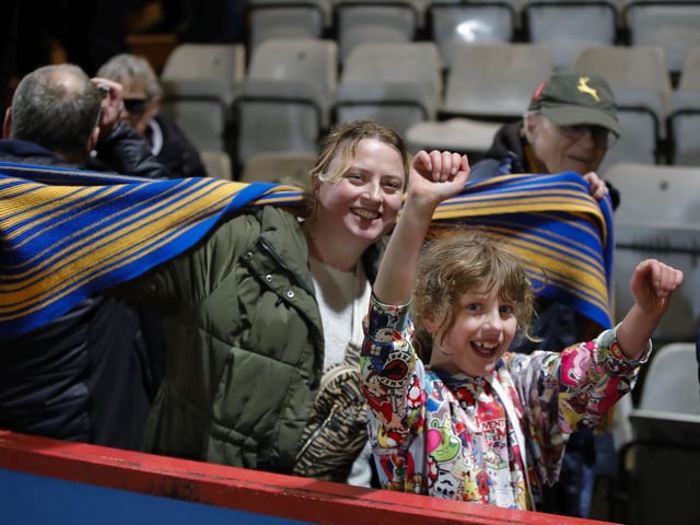 Mansfield Town progressed in the FA Cup thanks to Stephen McLaughlin's second half goal.