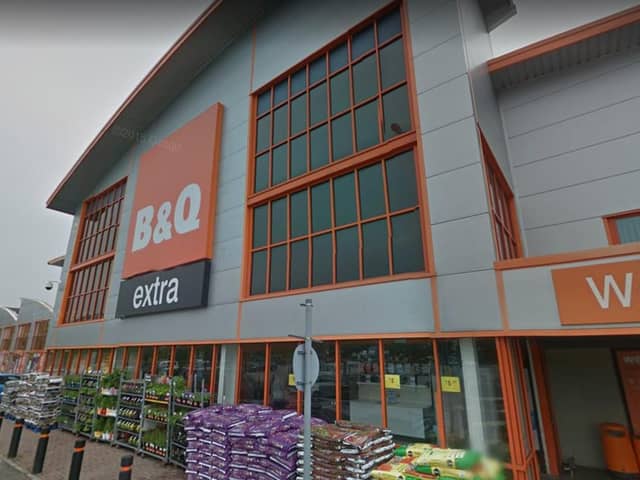 The Sutton-in-Ashfield B&Q was forced to close this morning following a confirmed case of COVID-19.