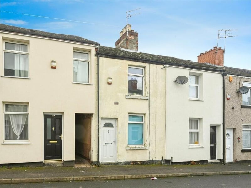 Two bedroom terrace property within walking distance to the town centre. Internally there are two reception rooms, a living room and dining room and a kitchen with a door out to the rear garden.