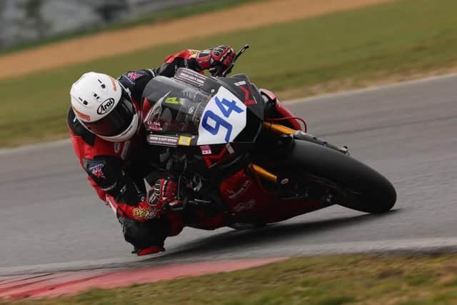 Lynden Leatherland on the pace at Snetterton at the weekend. Photo by Bonnie Lane.
