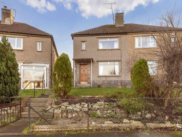 2 bedroom semi-detached house in Drylaw.
Average house price in City of Edinburgh - £287,239.