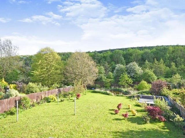 The property sits in a beautiful setting, with its own landscaped garden and Oxclose Wood in the distance. It offers amazing views and great walks.