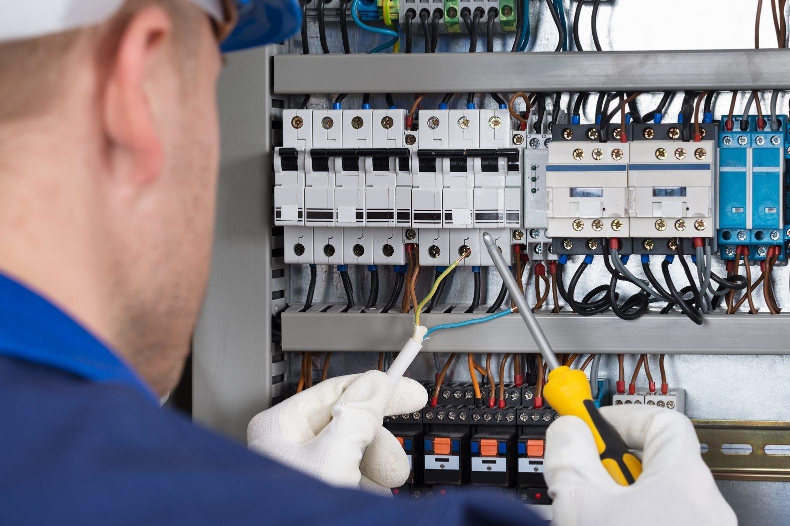 We have compiled a list of 10 five-star electricians in the Mansfield and Ashfield area.