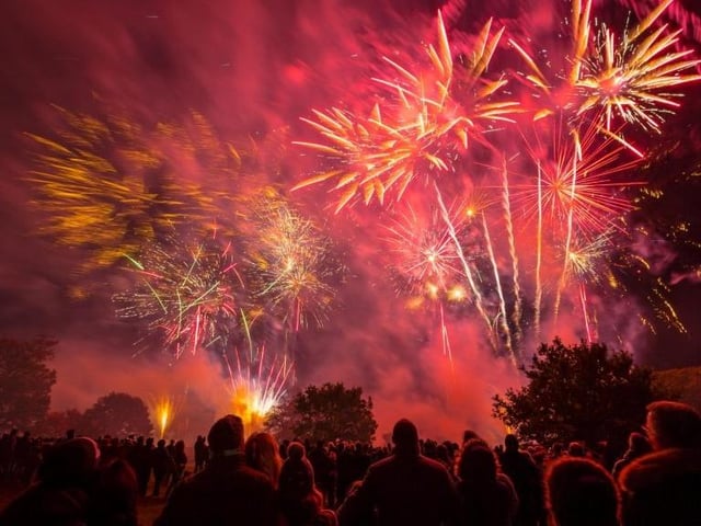 The Forest Town Arena is renowned for providing spectacular fireworks displays. In fact, the organisers reckon their annual show is 'the ultimate' one! This year's is the 16th renewal and takes place on Saturday from 5.30 pm to 11.30 pm. Enjoy a huge display, fairground rides, a disco, food stalls and a bar. Admission is £5 per person(under-fives free).