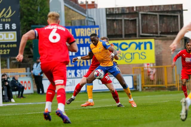 Stags v Orient match action by Chris & Jeanette  Holloway / The Bigger Picture.media