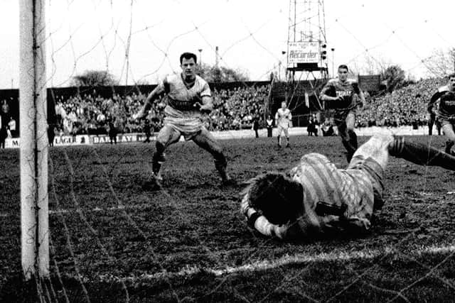 Agony for Steve Charles as Dave Beasant shuts out his spot kick.