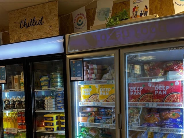 Chilled foods are available at a lower price than in supermarkets.