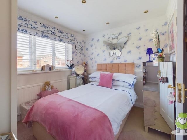 Style and comfort are the key words for this second double bedroom,