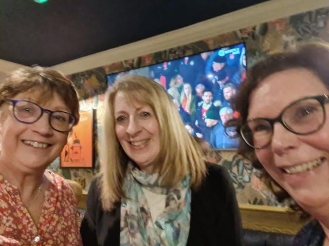 Philippa Lyall (nee Thompson), Sally Burton ( nee Shepperson) and Jane Shooter ( nee Gilboy) enjoy catching up on old times at the event