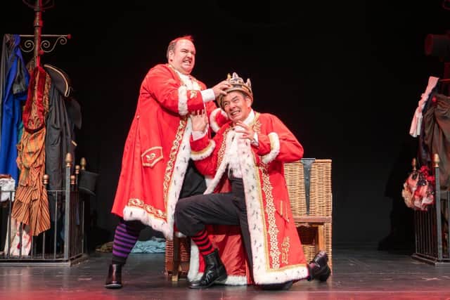 Audience members can swing with a Georgian king