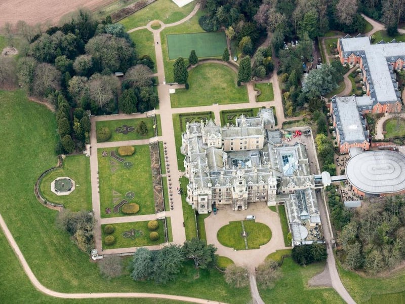 Thoresby Hall is a magnificent Grade I listed stately house. Historic features include a vaulted Great Hall, carved wooden fireplaces, historic lounges and a library. The hall is surrounded by 50 acres of Grade I listed gardens within the Thoresby estate, with a picuresque river, paths and cricket field.
